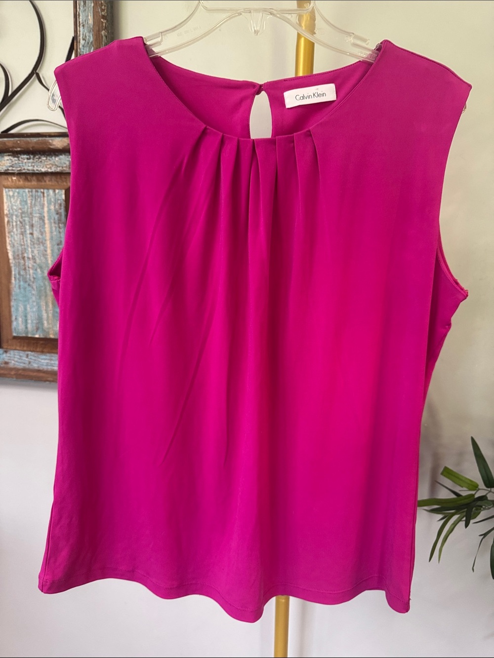 Calvin Klein polyester Bright Fuchsia Pleated Sleeveless Blouse